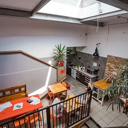 Hostel Oki Doki